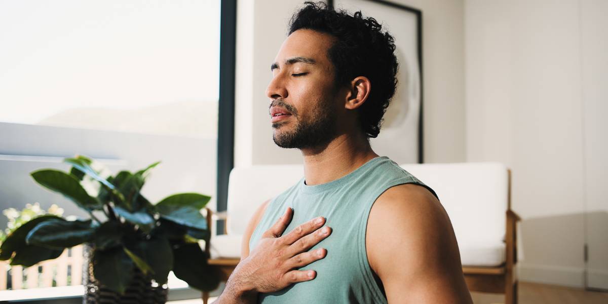 man with dysfunctional breathing pattern focusing on breath